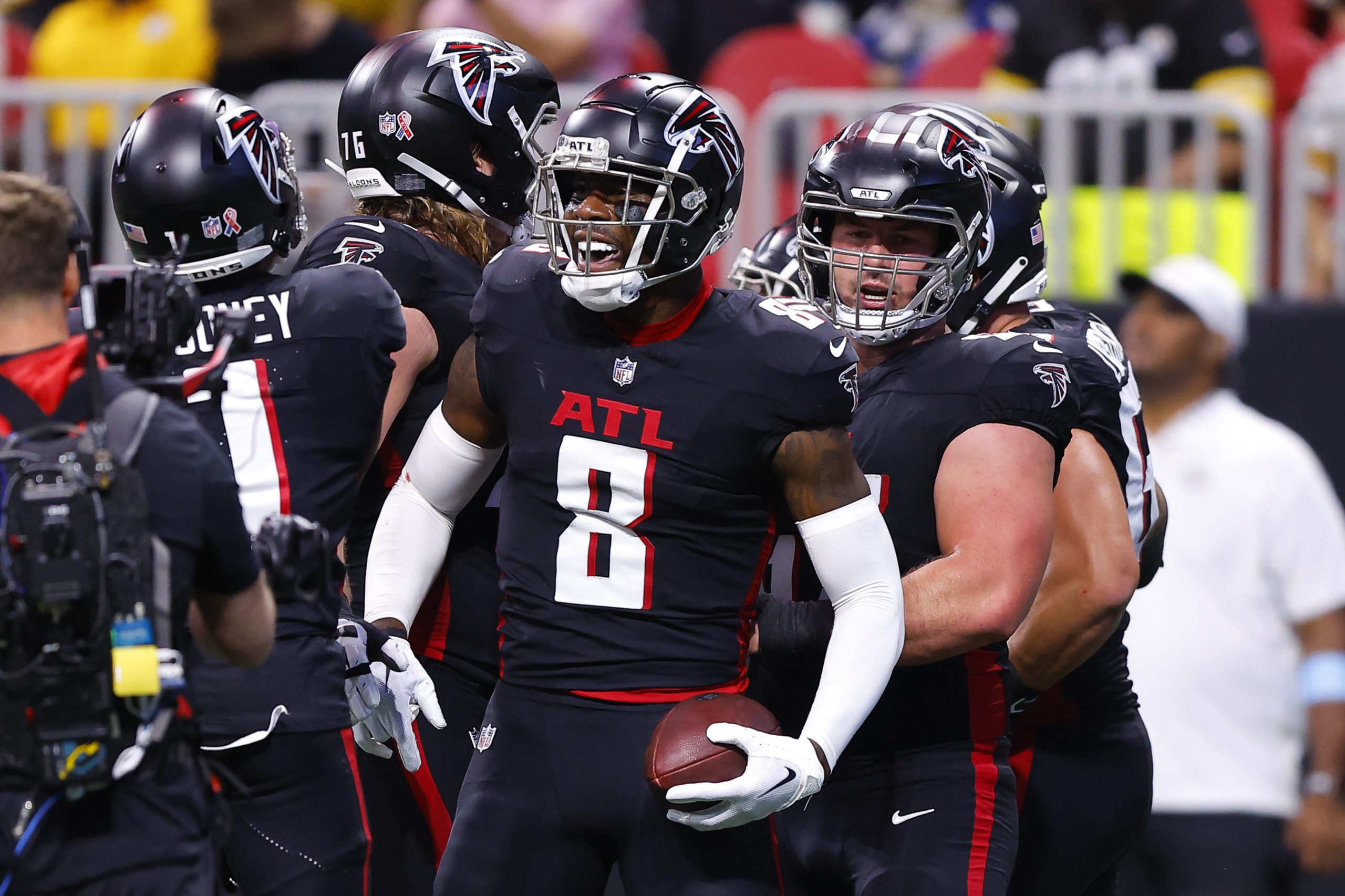 Atlanta Falcons Predicted To Trade Former First-Round Pick To Division Rival Panthers